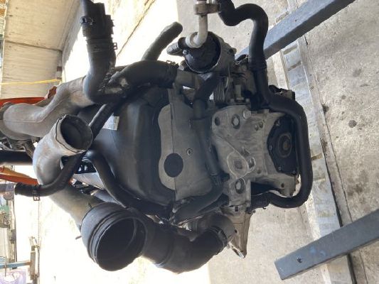 JETTA ÇIKMA PARÇA 2.5 AXD MOTOR.JPG